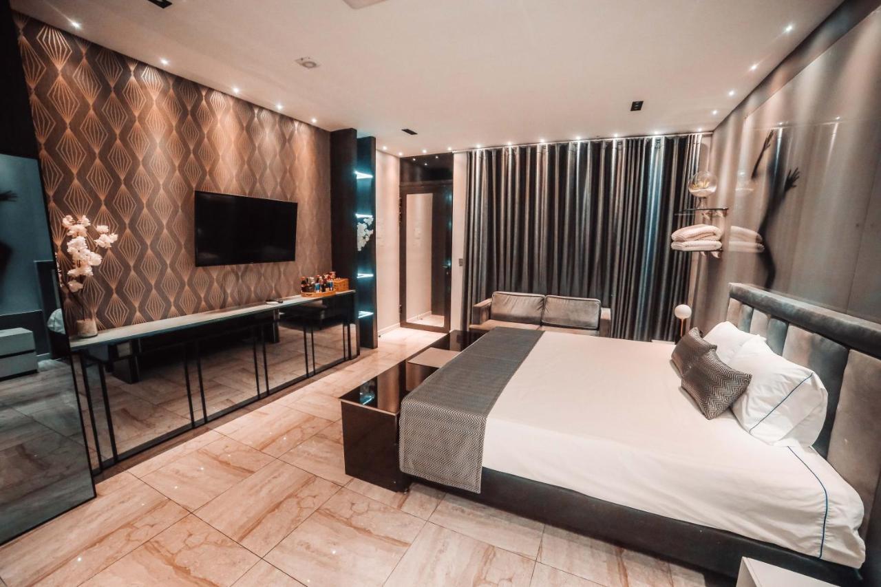 1Million Luxury Suites Medellín Exteriér fotografie