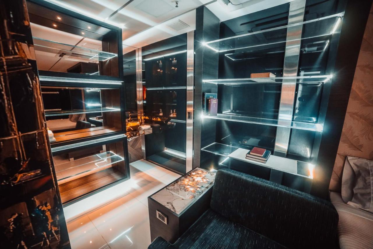 1Million Luxury Suites Medellín Exteriér fotografie