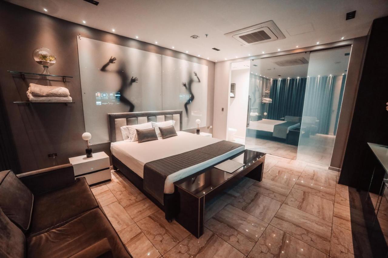 1Million Luxury Suites Medellín Exteriér fotografie